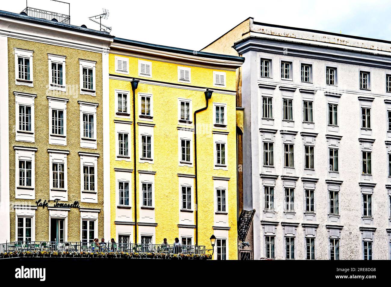 Houses in Salzburg am Alten Markt, Austria; Häuser in Salzburg, Österreich am Alten Markt Stock Photo