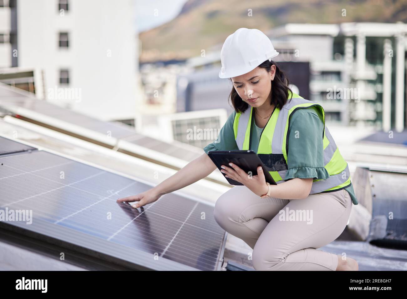 Solar panel job site hires stock photography and images Alamy
