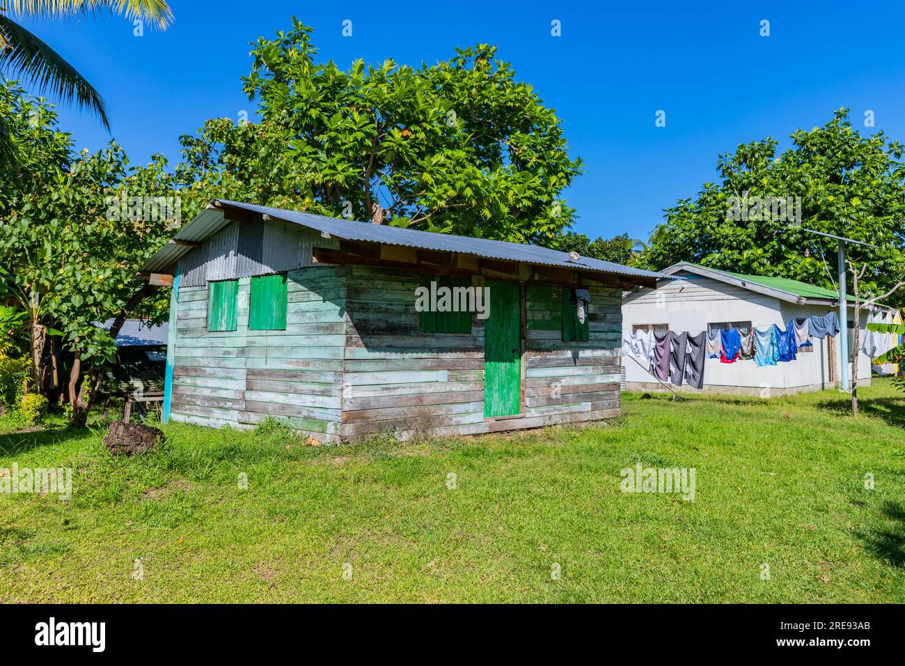 Typical houses in a small village in Viti Levu island, Fiji Stock Photo