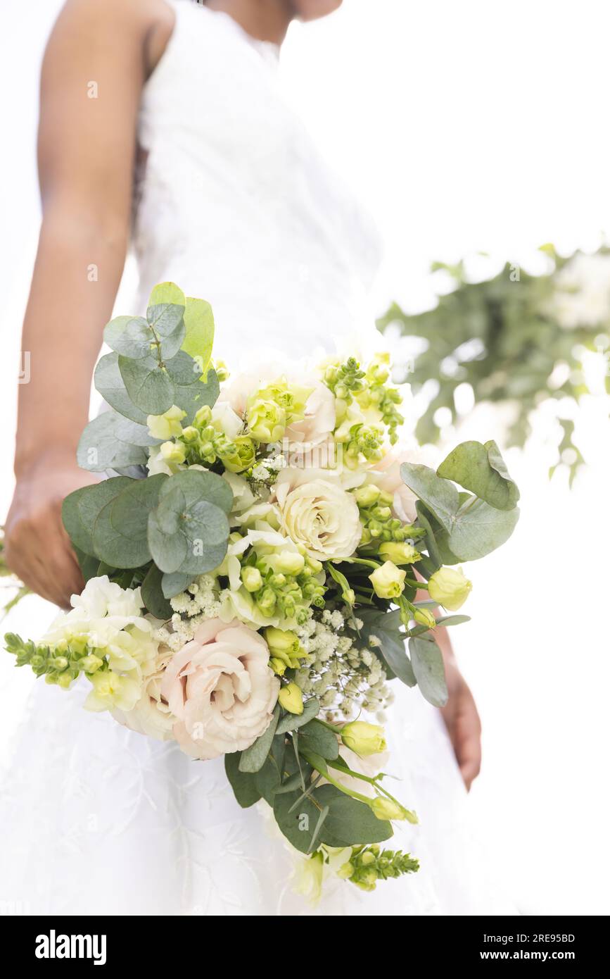 African bride holding bouquet hi-res stock photography and images - Alamy