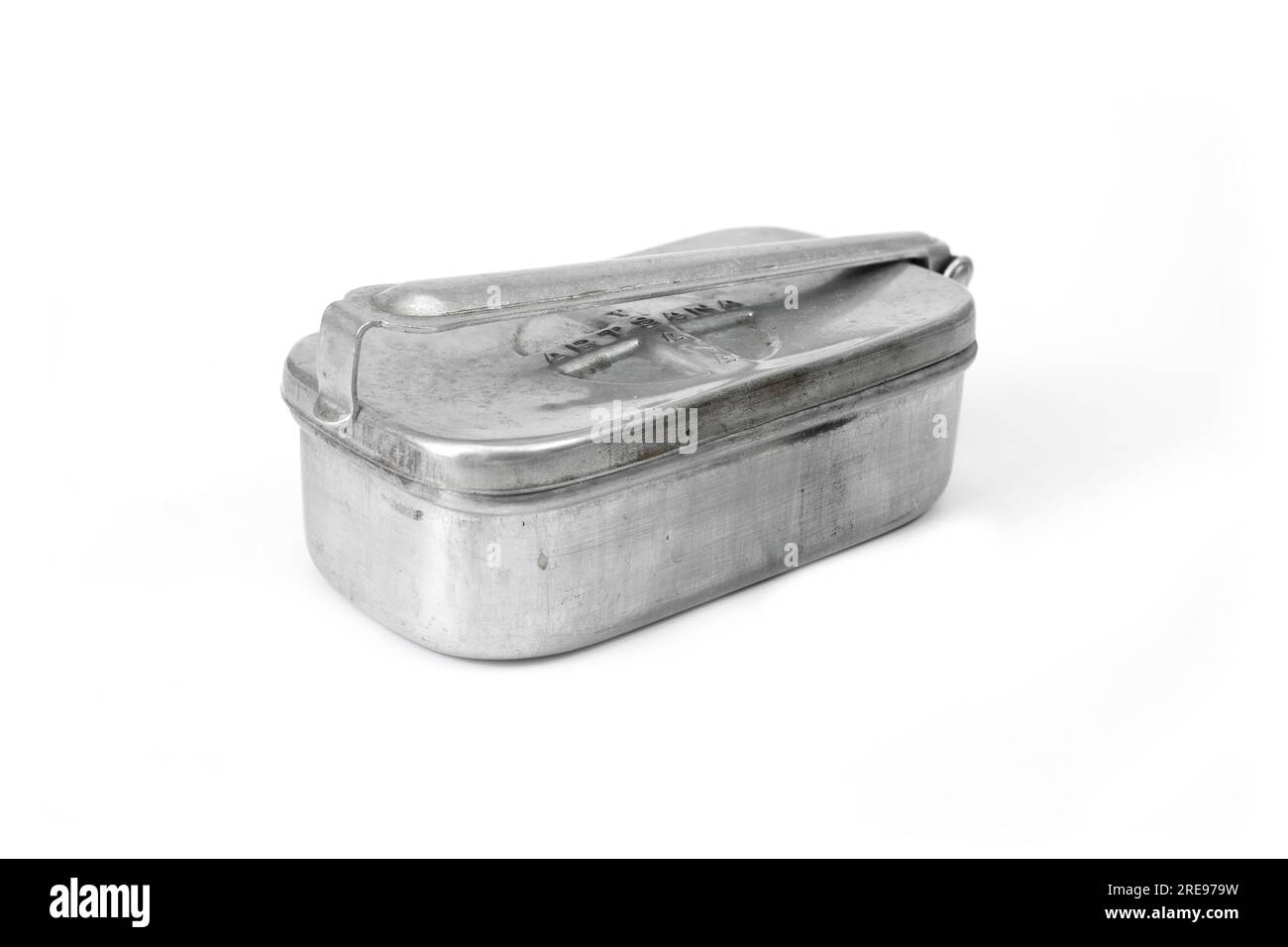 Antique boiler to sterilize for multipurpose used glass syringes in