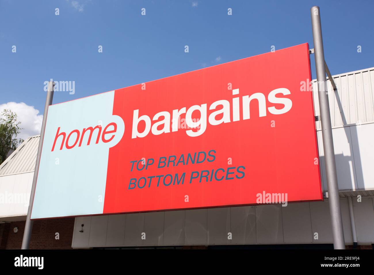 Bargains sign hires stock photography and images Alamy