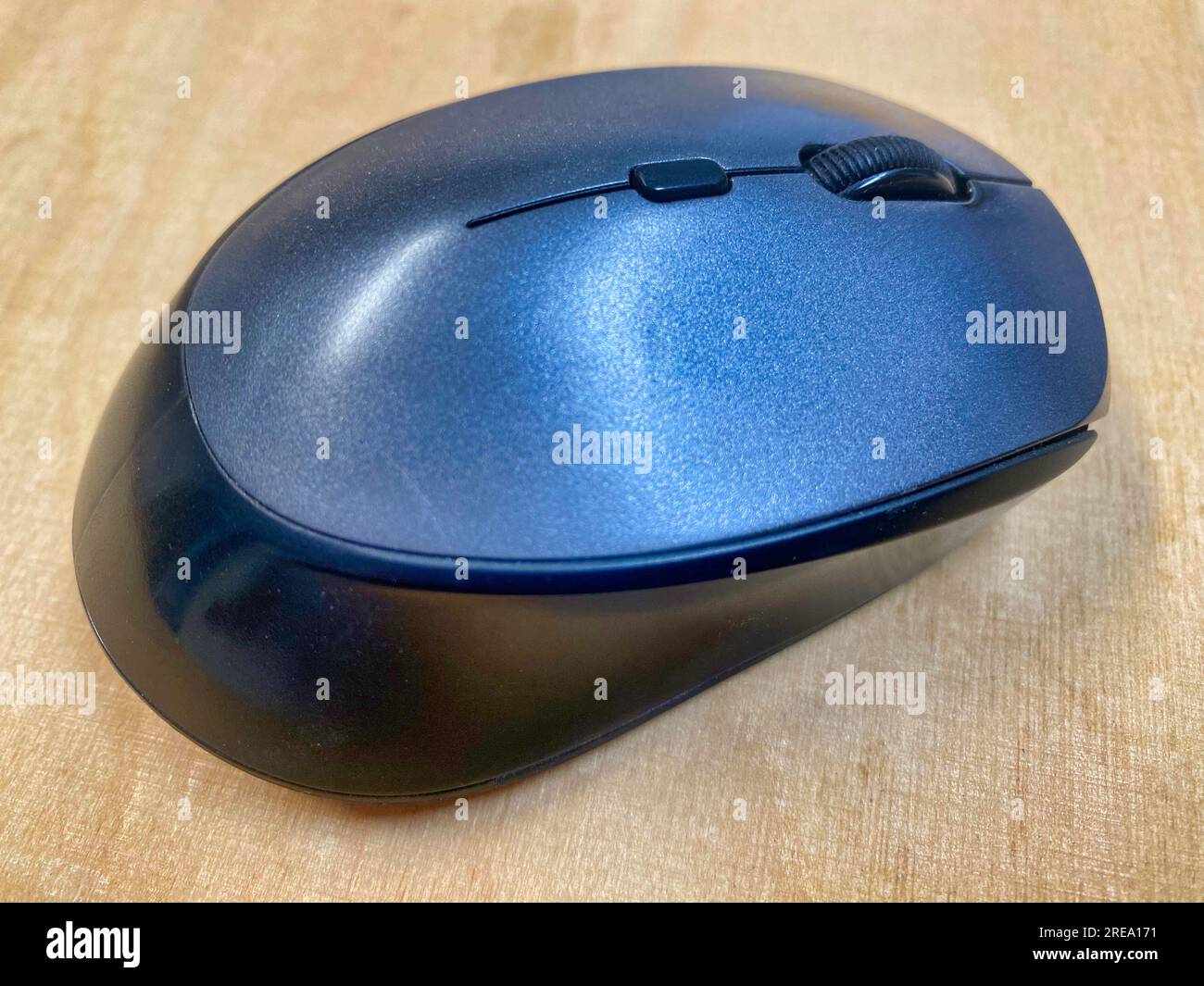 Computer mouse on a desk Stock Photo Alamy