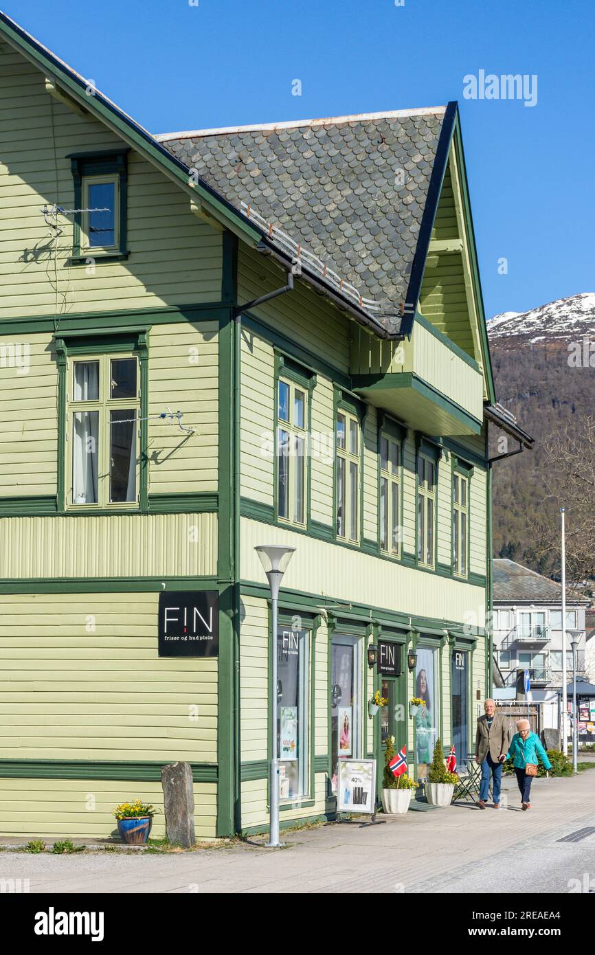 Fin frisør og hudpleie (hairdresser) shop, Eidsgata, Nordfjordeid, Vestland County, Norway Stock Photo
