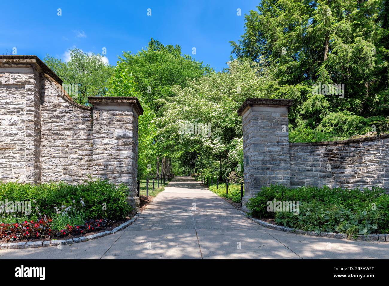 Penn village green hi-res stock photography and images - Alamy