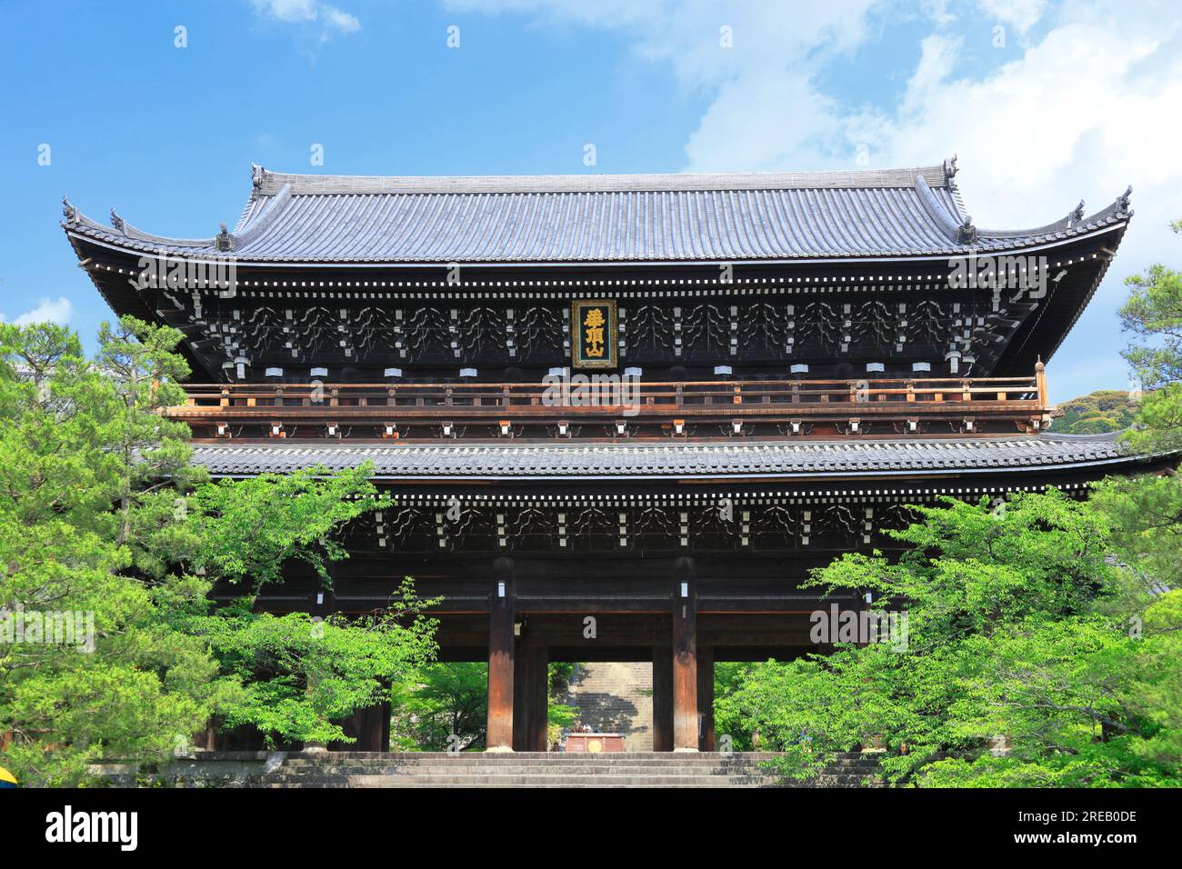 The three gates of Chion-in Temple in fresh green Stock Photo