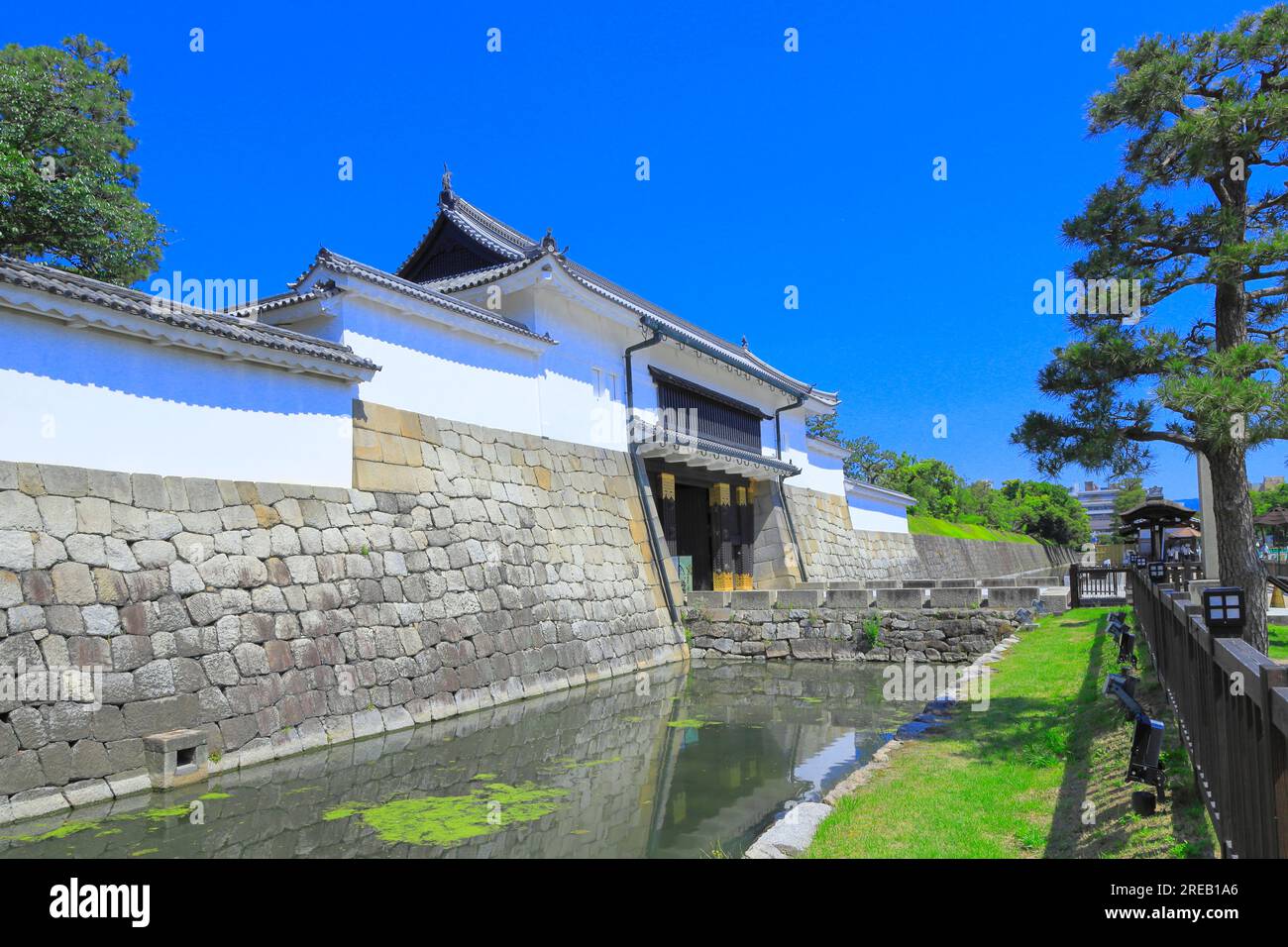 East Main Gate of Nijo Castle Stock Photo - Alamy