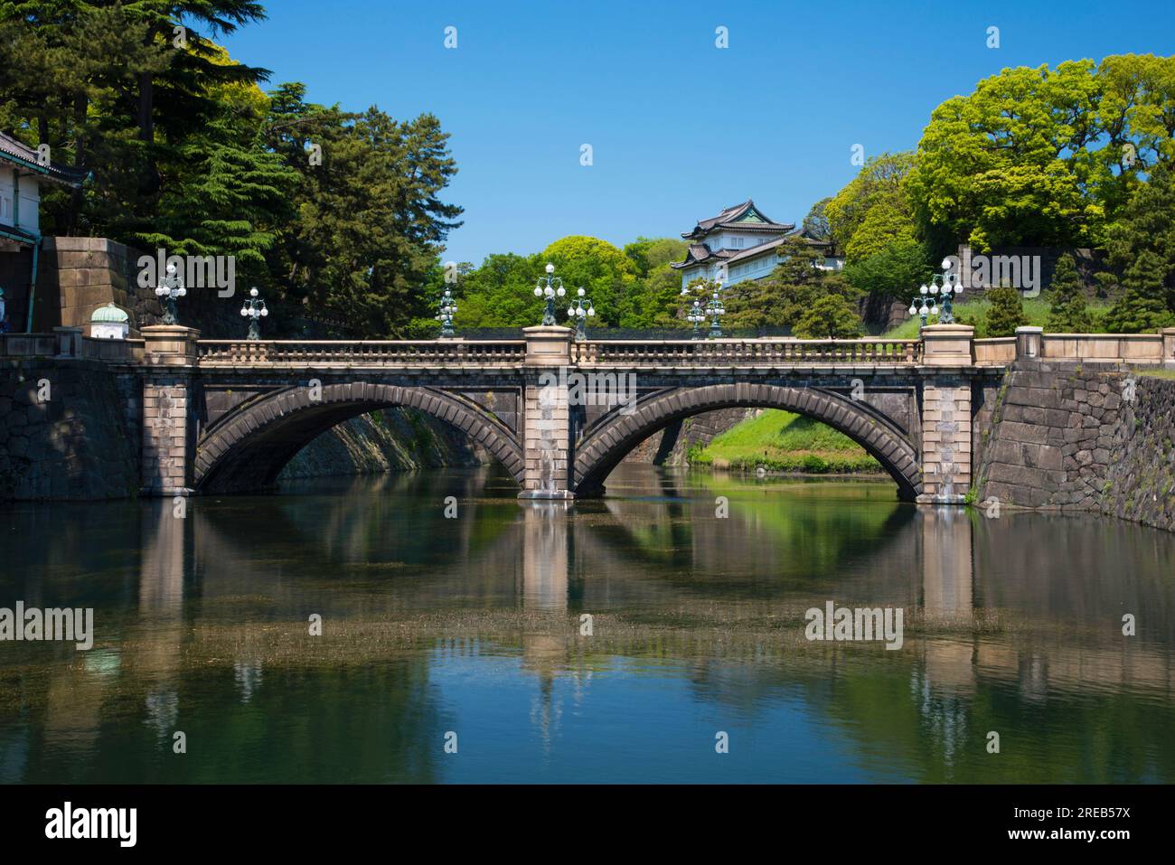 Tokyo imperial palace and moat hi-res stock photography and images - Alamy