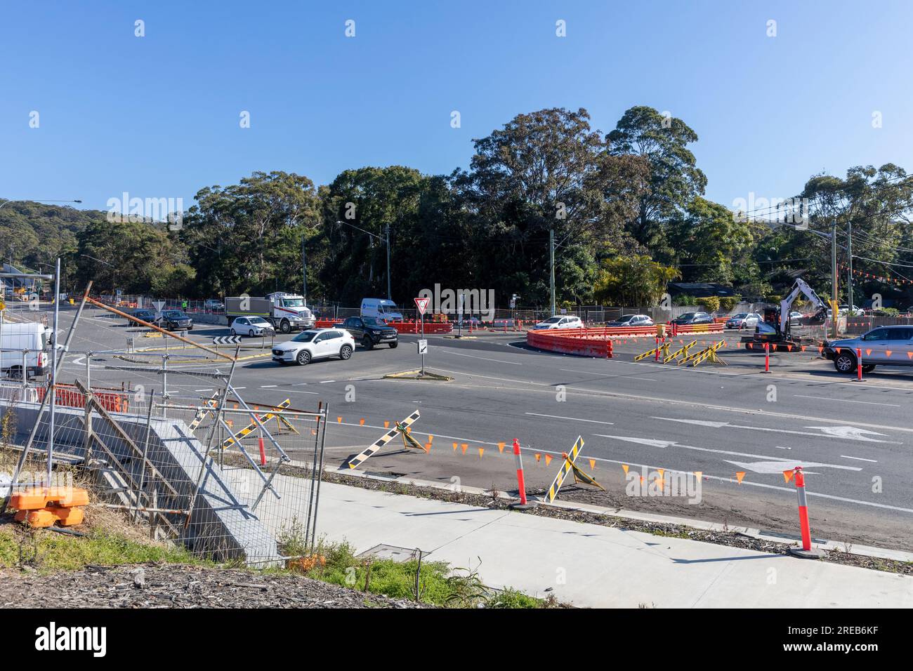 Australia road infrastructure works, widening of Mona Vale Road on