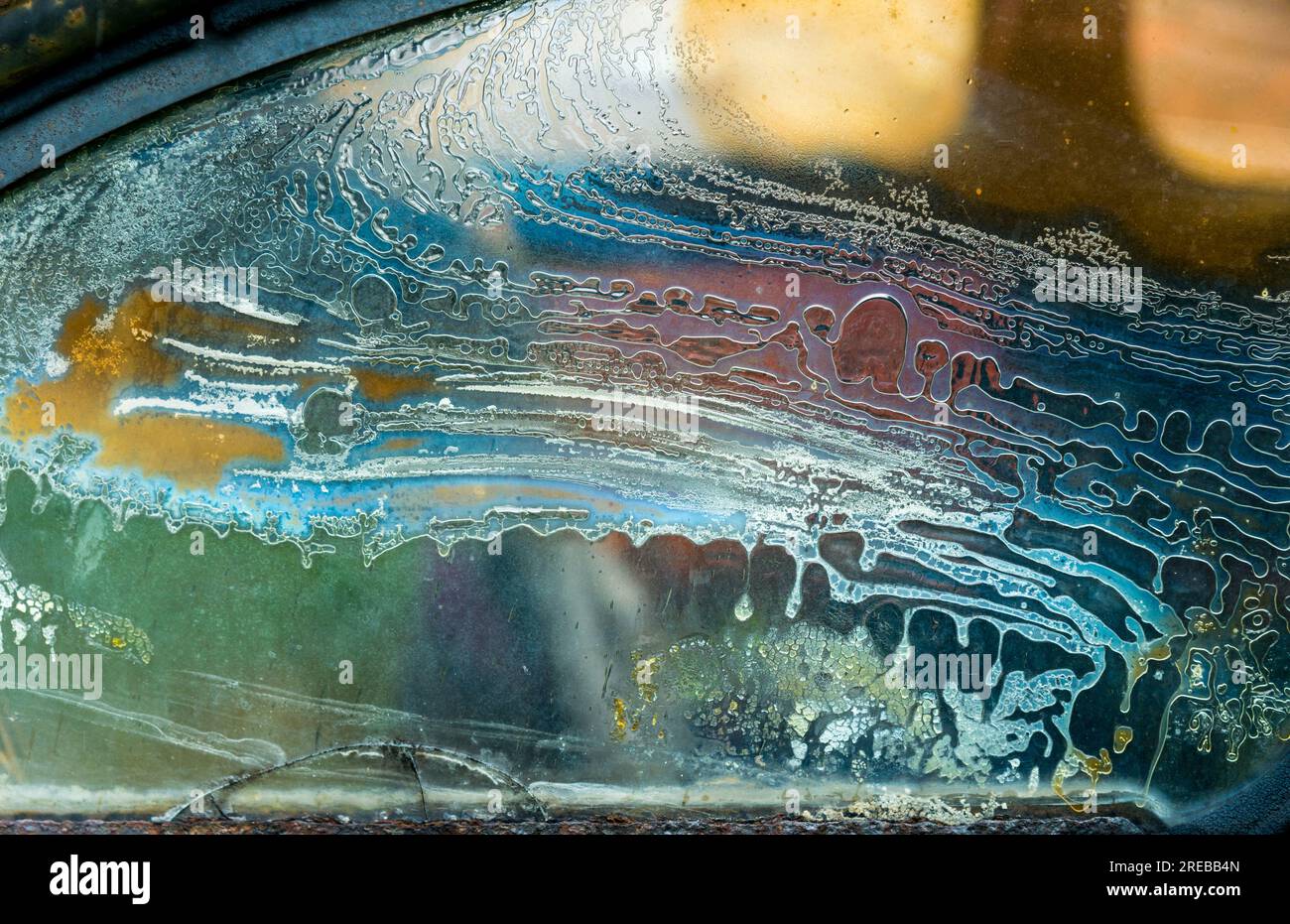 Frost pattern on car windscreen hi-res stock photography and images - Alamy