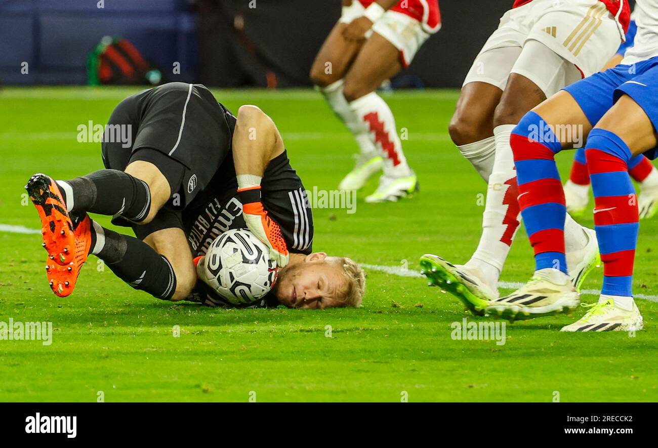Los Angeles, United States. 26th July, 2023. Barcelona's goalkeeper Marc-André ter Stegen (L) in action during a Soccer Champions Tour match between the Arsenal F.C. and the FC Barcelona in Inglewood. Final score; Arsenal 5:3 Barcelona Credit: SOPA Images Limited/Alamy Live News Stock Photo