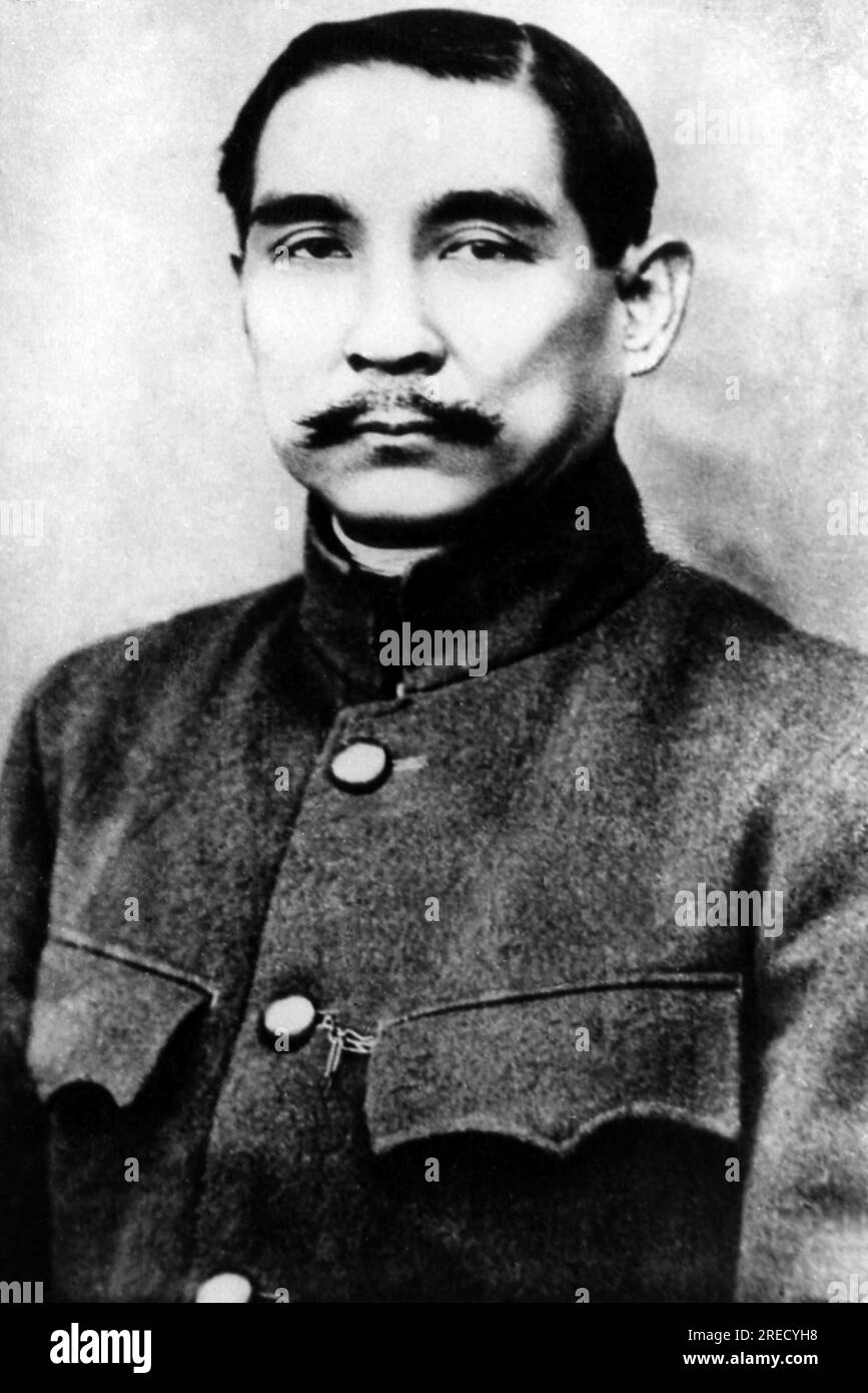 Portrait de Sun Yat Sen (Sun Yi Xian ou Sun Yixian), chef de l'Assemblee Republicaine creee en 1911 a Nankin, il proclame la Republique de Chine, le 1er janvier 1912. Photographie de 1911. Stock Photo