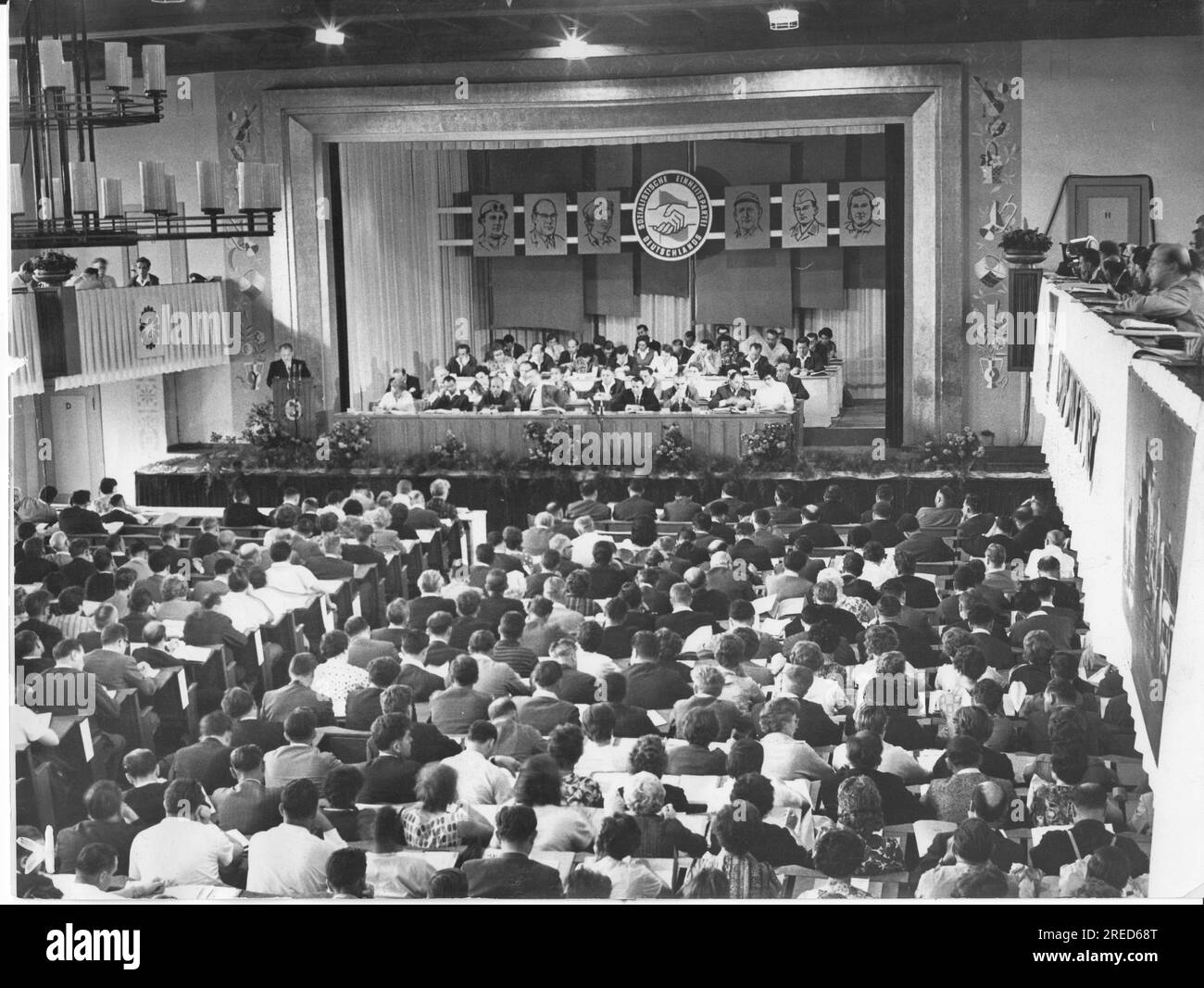 The district delegates' conference of the SED took place in the Kulturhaus der Eisenbahner (RAW) Potsdam. There, the new district leadership was elected by the delegates from the Potsdam districts. Photo: MAZ/Leon Schmidtke, 21.06.1964 [automated translation] Stock Photo