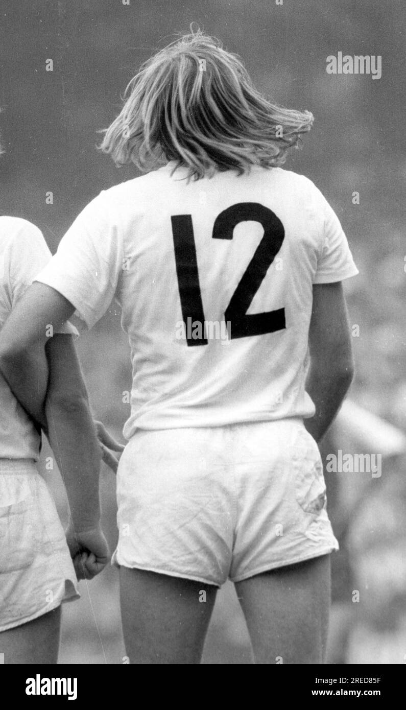DFB Cup Final 1973: Borussia Mönchengladbach - 1. FC Köln 2:1 / Günter Netzer with back number 12 and waving, long hair [automated translation] Stock Photo