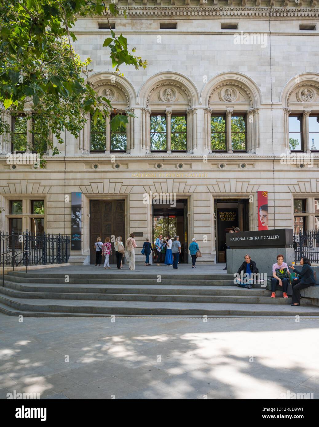 People at the entrance to the newly refurbished National Portrait Gallery. London, England, UK Stock Photo