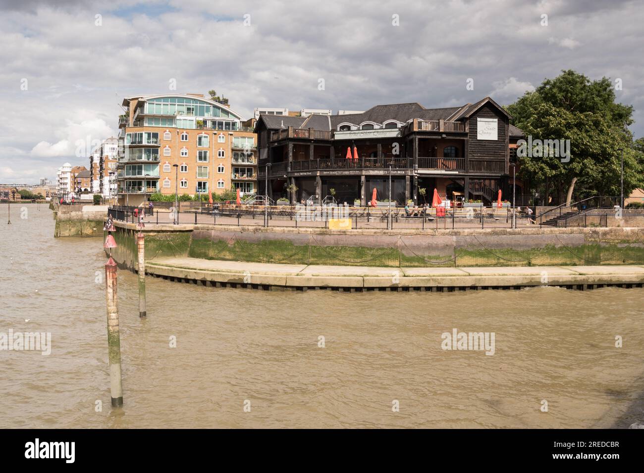 The old salt quay rotherhithe hires stock photography and images Alamy