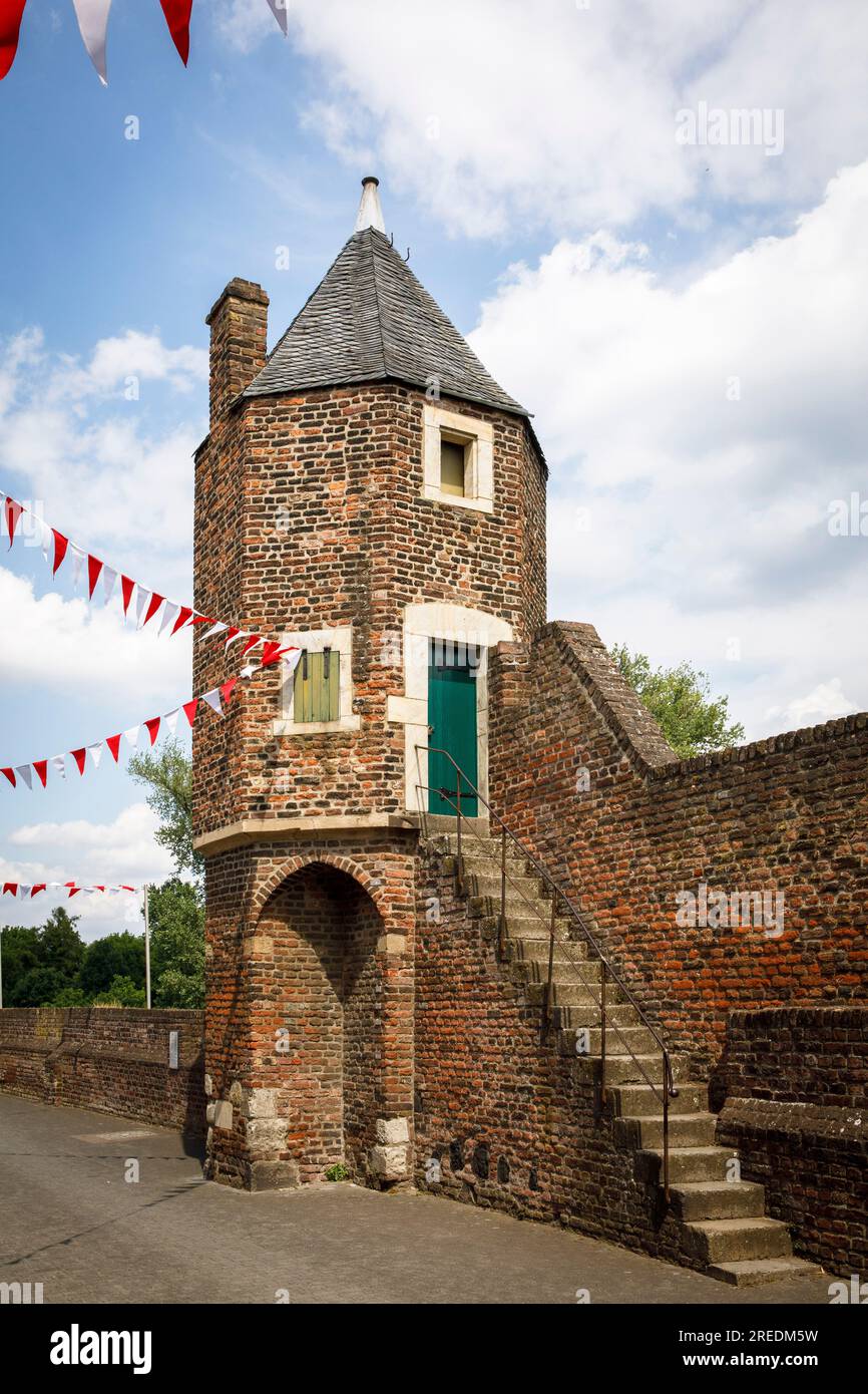 watchtower called pepper pot on the eastern city wall on Rhine Street in Zons on the river Rhine, North Rhine-Westphalia, Germany Wachtuermchen genann Stock Photo