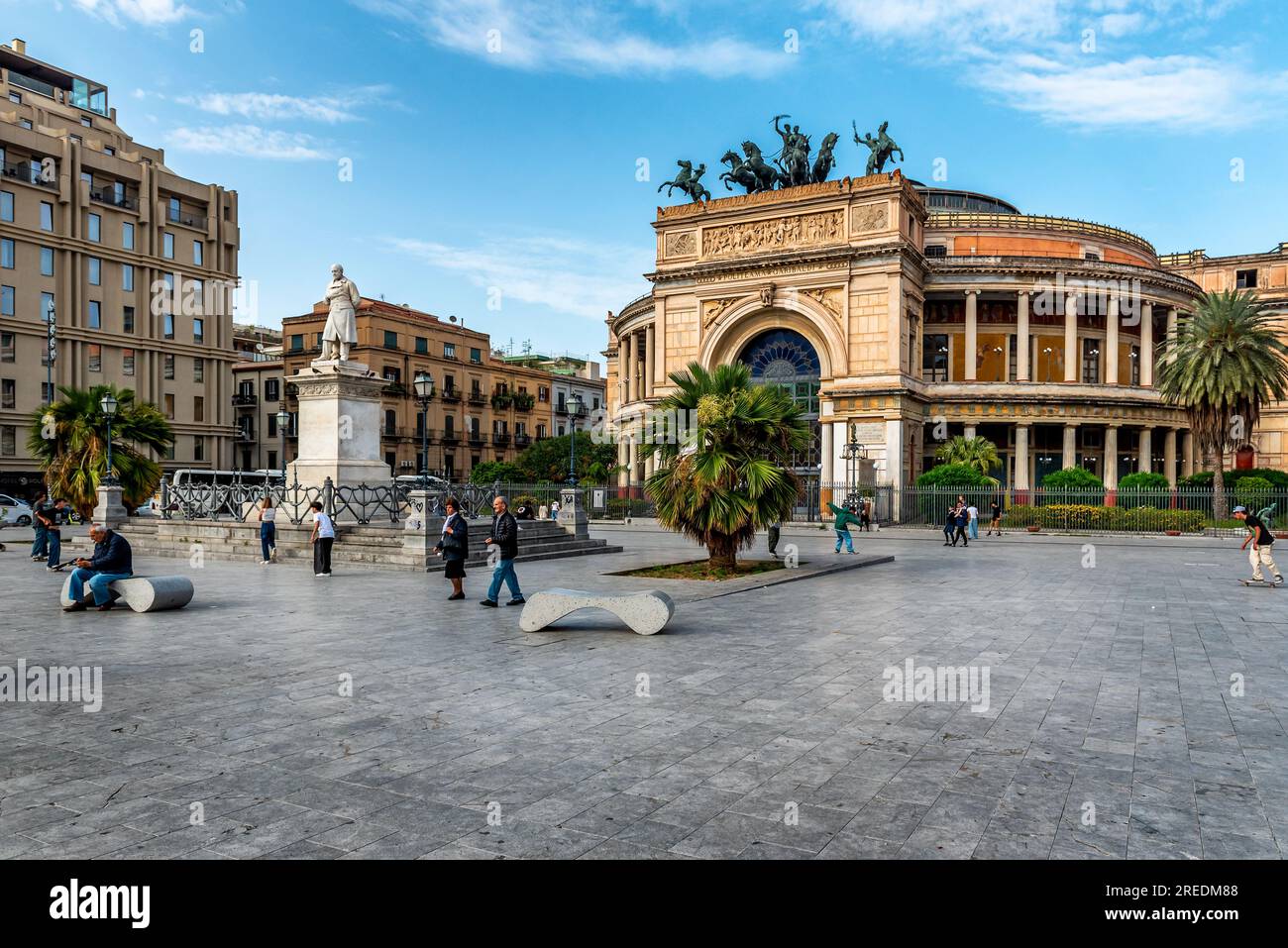 Sicilian neoclassical architecture hi-res stock photography and images ...