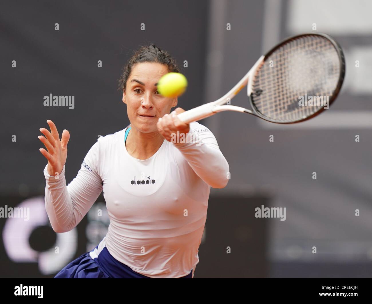 Hamburg, Germany. 27th July, 2023. Tennis: Hamburg European Open (WTA Tournament), Rothenbaum Tennis Stadium, Women, Singles, Quarterfinals, Noha Akugue (Germany) - Martina Trevisan (Italy). Martina Trevisan (Italy) in action. Credit: Marcus Brandt/dpa/Alamy Live News Stock Photo