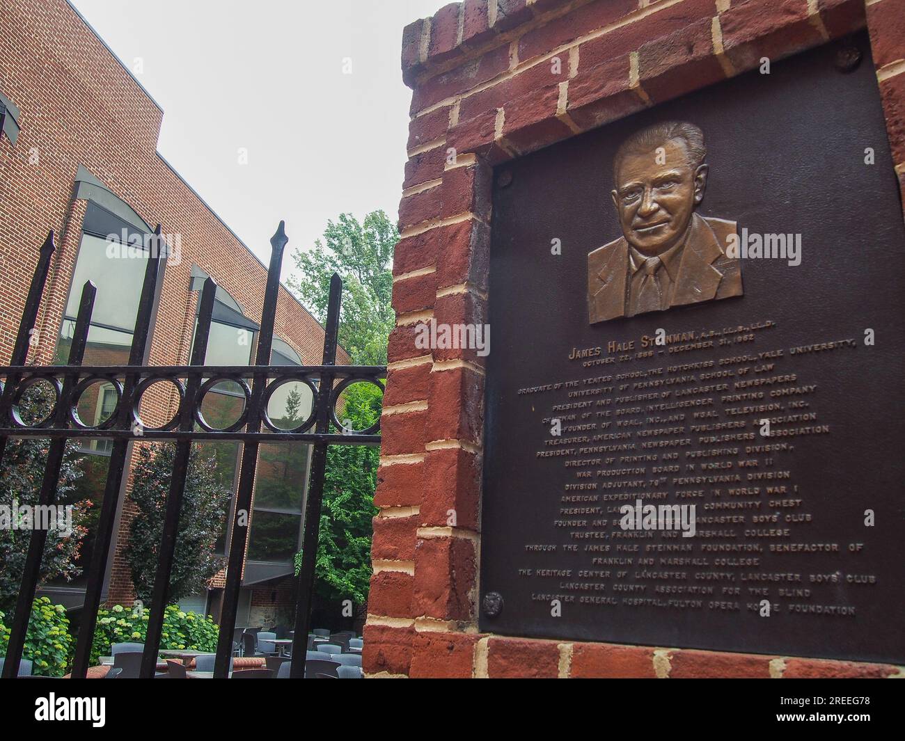 James hale hires stock photography and images Alamy