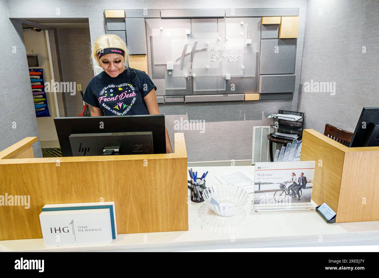 Ihg check in hi-res stock photography and images - Alamy