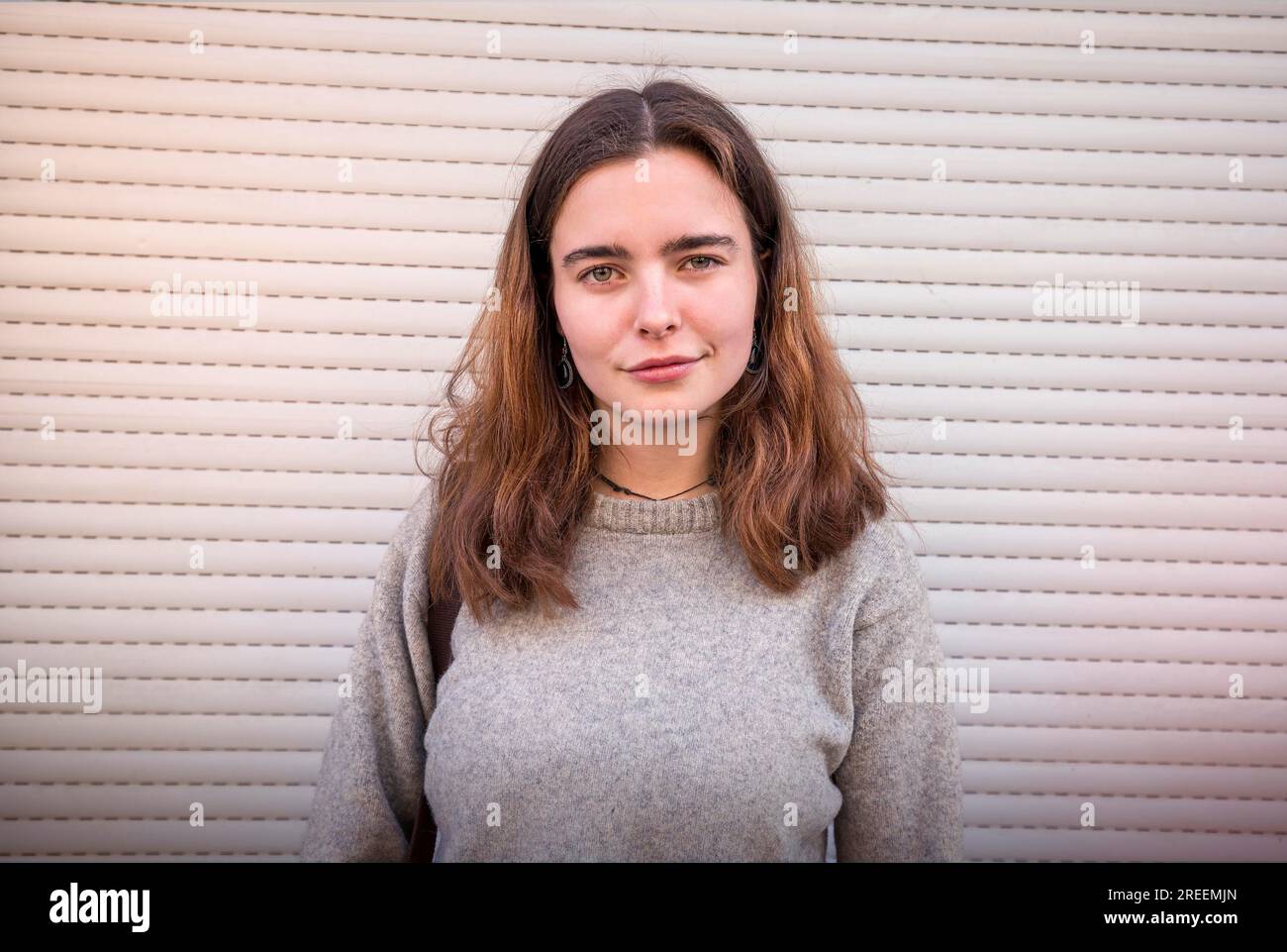 Outdoor portrait young woman hi-res stock photography and images - Alamy