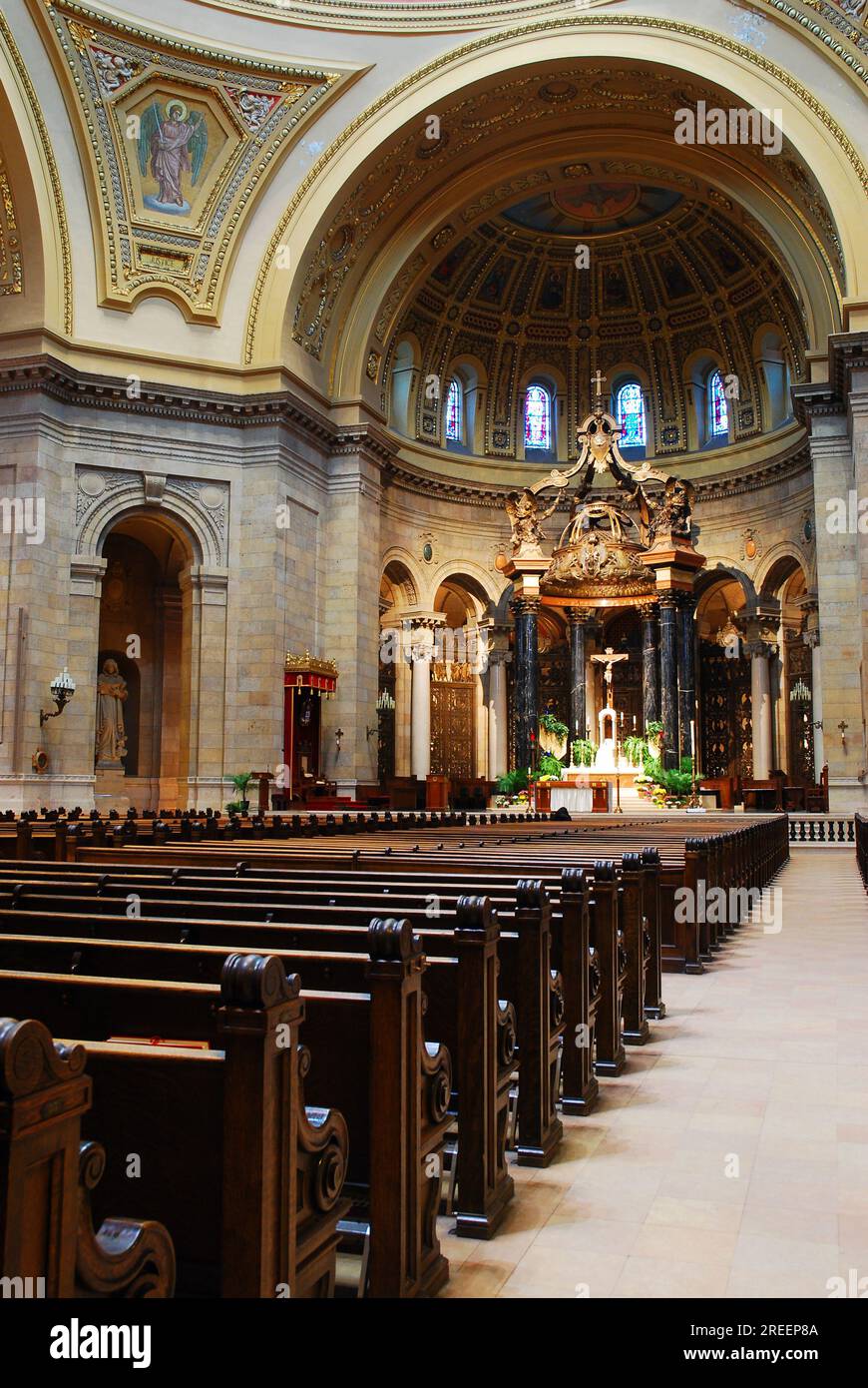 The interior of St Paul Cathedral in St Paul, Minnesota Stock Photo