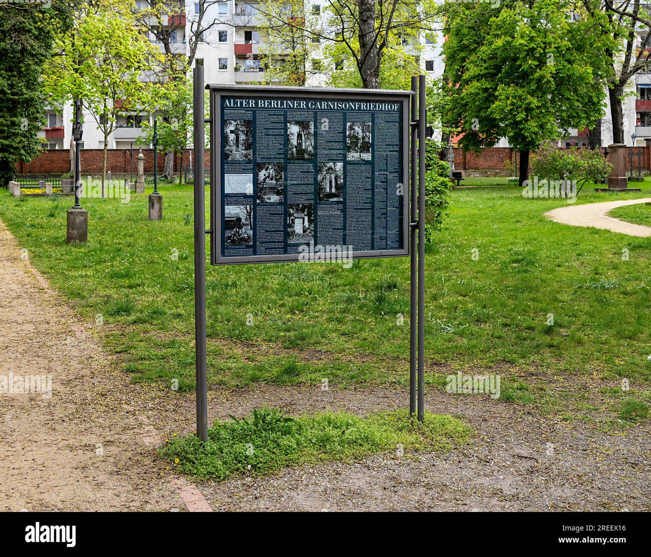 Old Berlin Garrison Cemetery, Berlin-Mitte, Germany Stock Photo - Alamy