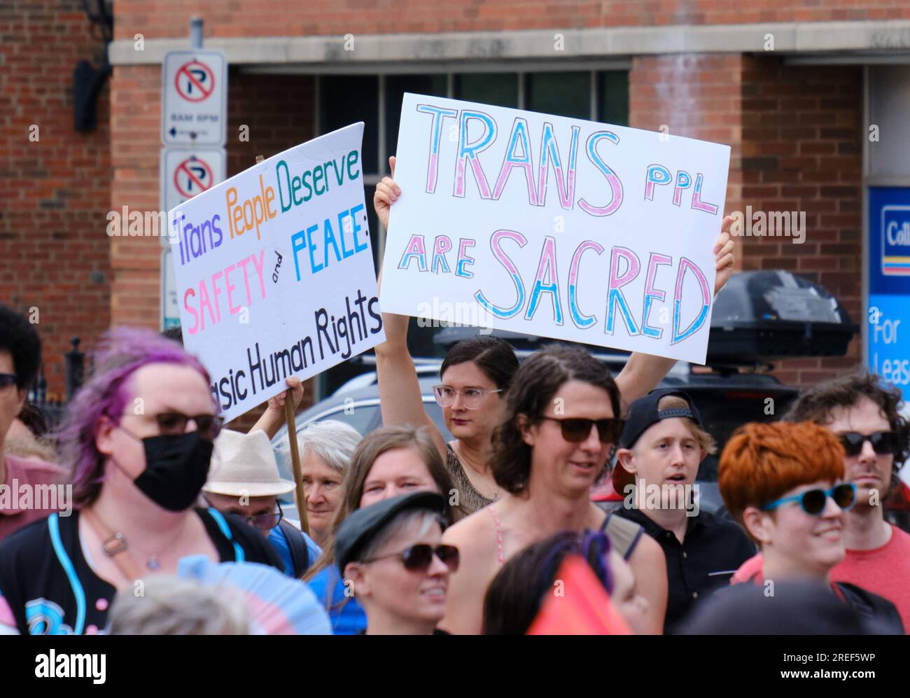March for trans and Queer Justice - Sign Trans people are sacred Stock Photo