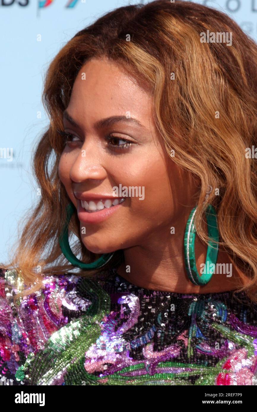 Beyonce Knowles arriving at the BET Awards 2009 at the Shrine ...