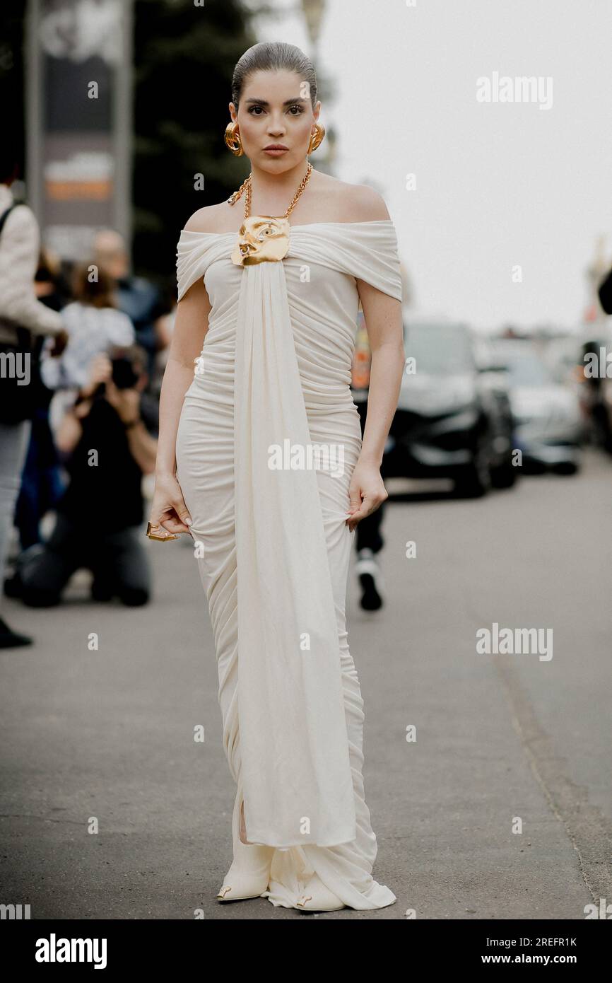 Street style, Gessica Kayane arriving at Schiaparelli Fall-Winter 2023