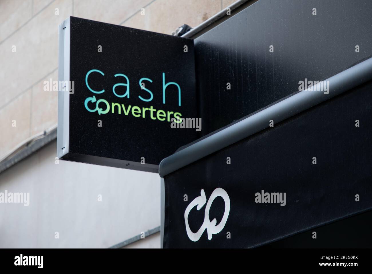 Bordeaux , France -  07 25 2023 : cash converters brand text and logo sign store facade street shop cash converting product chain of second hand cashc Stock Photo