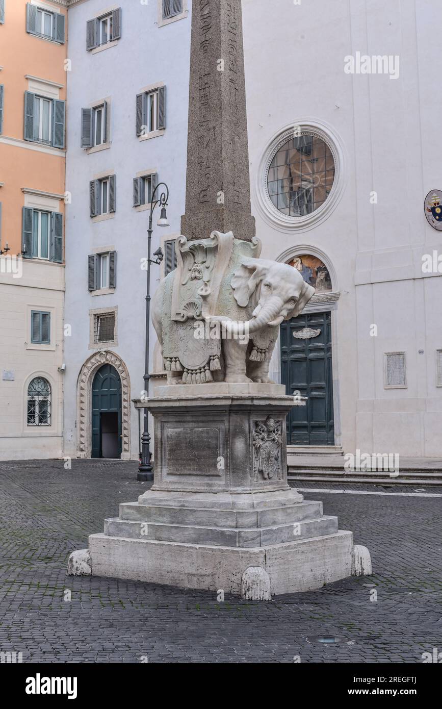 Rome, Italy - 26 Nov, 2022: The Elephant & Obelisk of Minerva (Obelisco ...