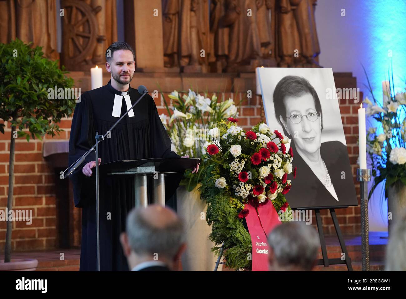 Kiel, Germany. 28th July, 2023. Pastor Gunnar Engel speaks at the funeral service for former