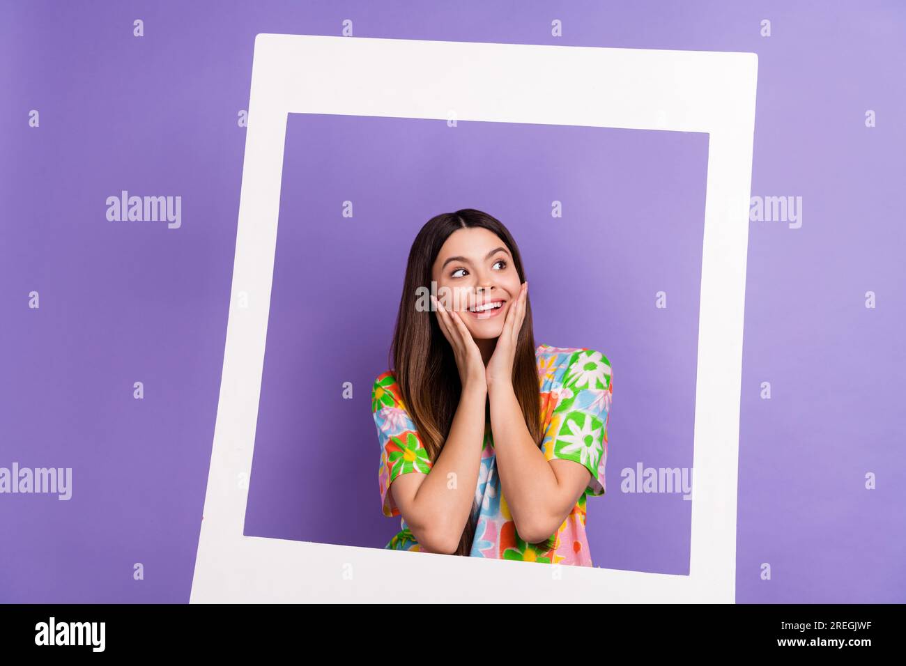 Flower print shirt hi-res stock photography and images - Alamy