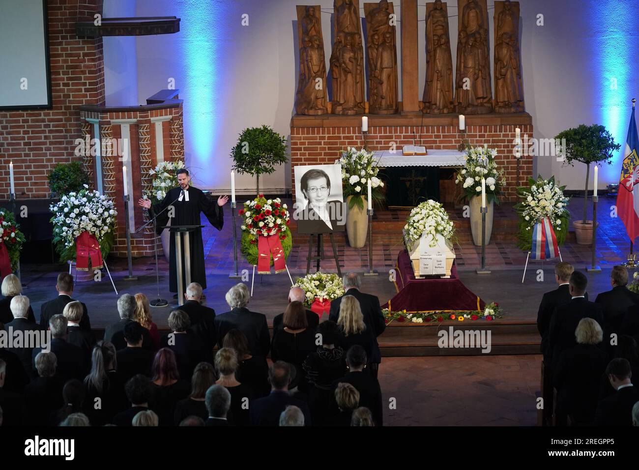 Kiel, Germany. 28th July, 2023. Pastor Gunnar Engel speaks at the funeral service for former