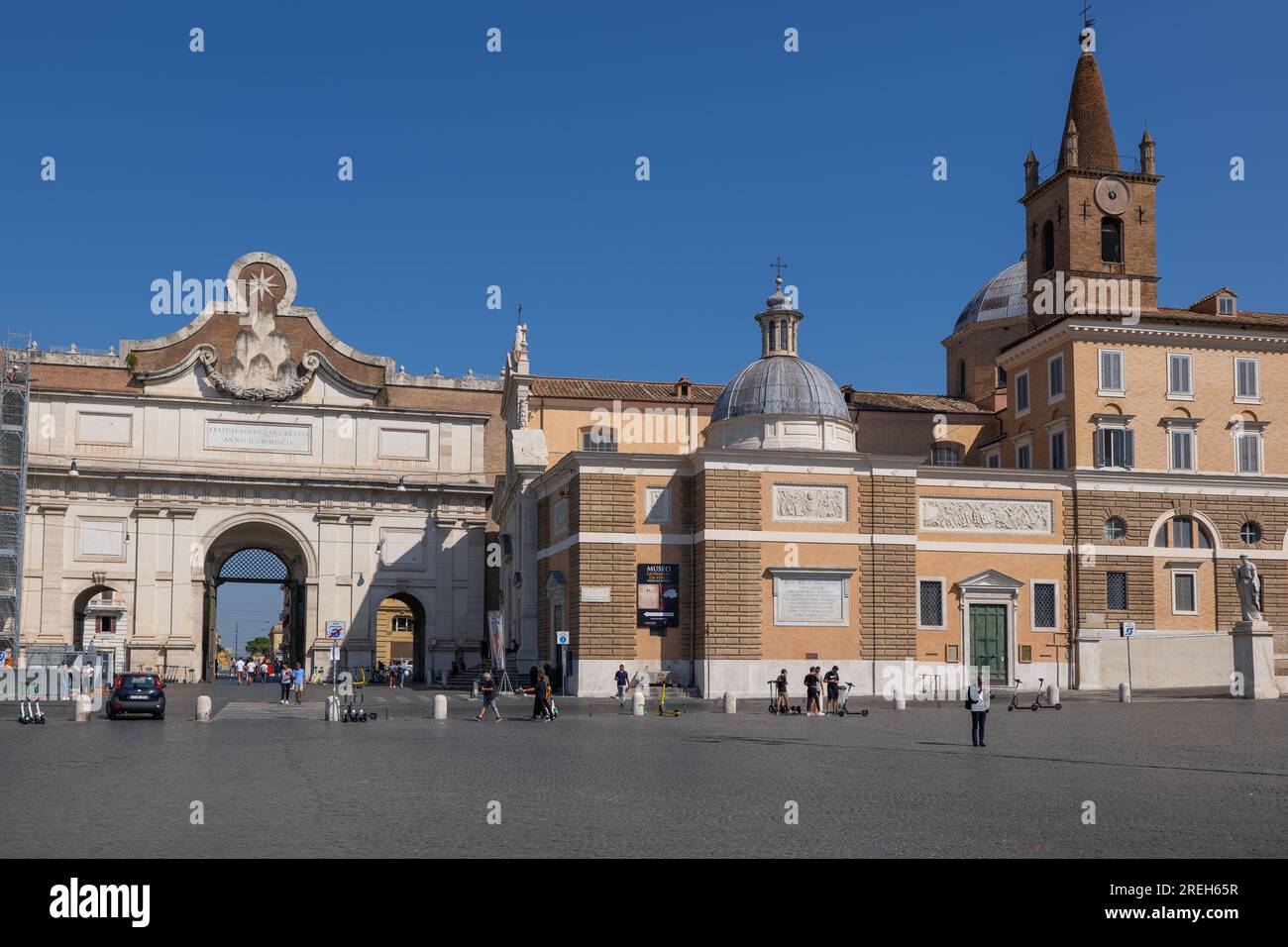 Rome, Italy, Porta del Popolo gate of the Aurelian Walls, Leonardo da Vinci museum and Basilica of Santa Maria del Popolo, view from Piazza del Popolo Stock Photo