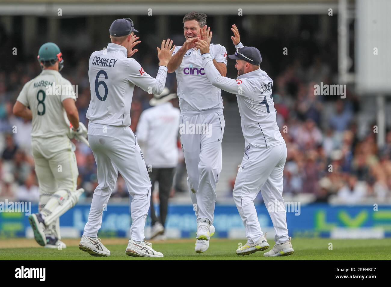 James Anderson of England celebrates the dismissal of Mitchell Marsh of Australia during the LV= Insurance Ashes Fifth Test Series Day Two England v Australia at The Kia Oval, London, United Kingdom, 28th July 2023  (Photo by Gareth Evans/News Images) Stock Photo