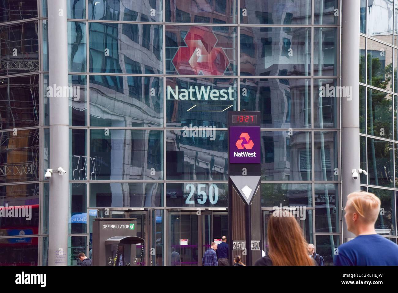 London, UK. 28th July 2023. Exterior view of NatWest offices in Bishopsgate, City of London, as NatWest chair Howard Davies announces he will stay following the Nigel Farage controversy. Credit: Vuk Valcic/Alamy Live News Stock Photo
