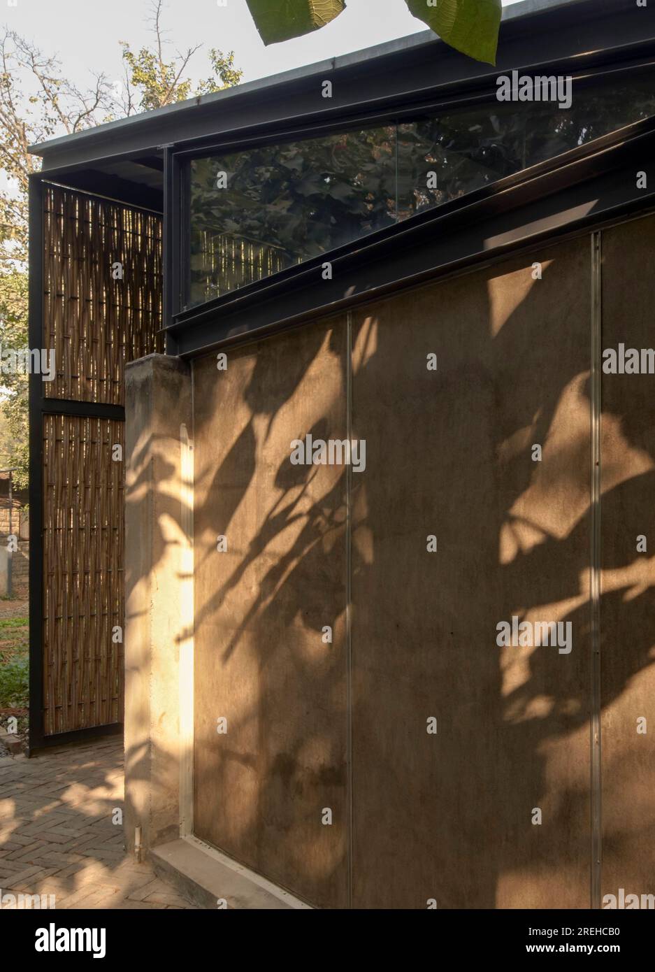 Studio Array Side wall detail. Farm8, New Delhi, India. Architect: Studio array ...