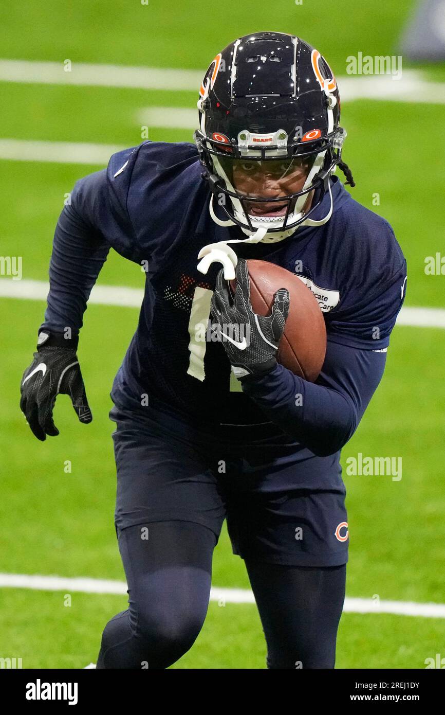 Chicago Bears wide receiver Velus Jones Jr. (12) warms up before an NFL  football game against the New York Jets on Sunday, Nov. 27, 2022, in East  Rutherford, N.J. (AP Photo/Adam Hunger