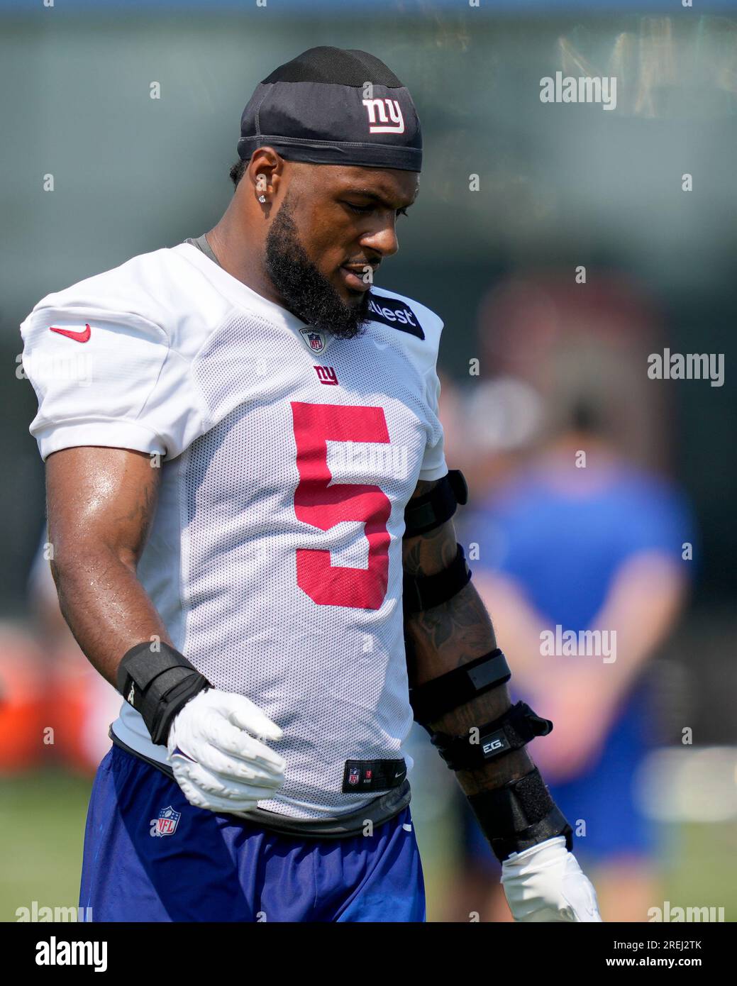 New York Giants linebacker Kayvon Thibodeaux (5) wears a brace on his left  arm while participating in training activities at the NFL football team's  practice facility, Wednesday, July 26, 2023, in East