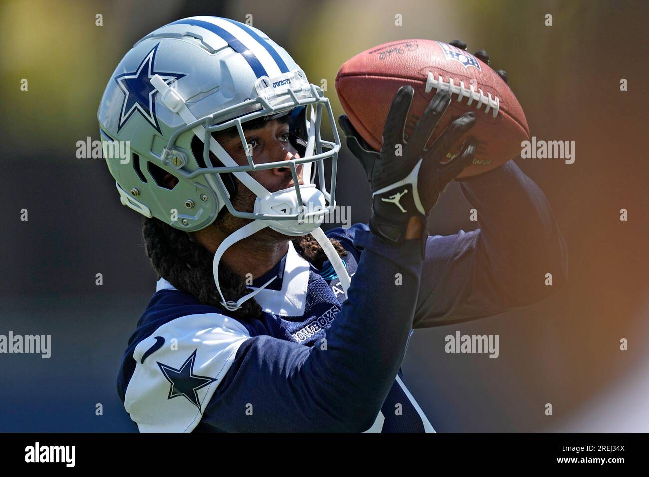 Dallas Cowboys cornerback Stephon Gilmore catches a pass during the NFL  football team's training camp Wednesday, July 26, 2023, in Oxnard, Calif.  (AP Photo/Mark J. Terrill Stock Photo - Alamy