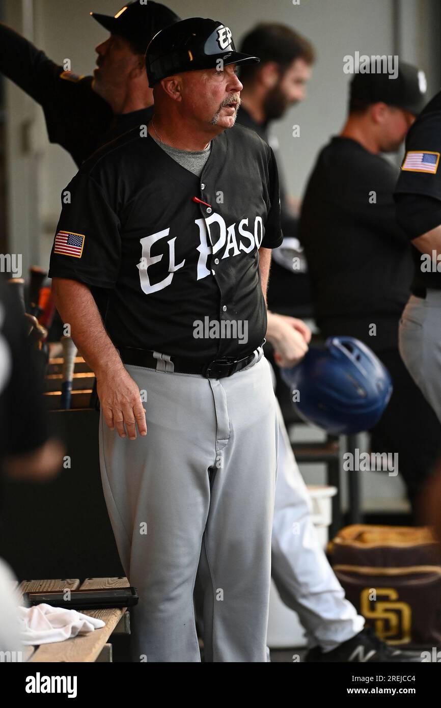 Manager Phillip Wellman (30) of the El Paso Chihuahuas in the