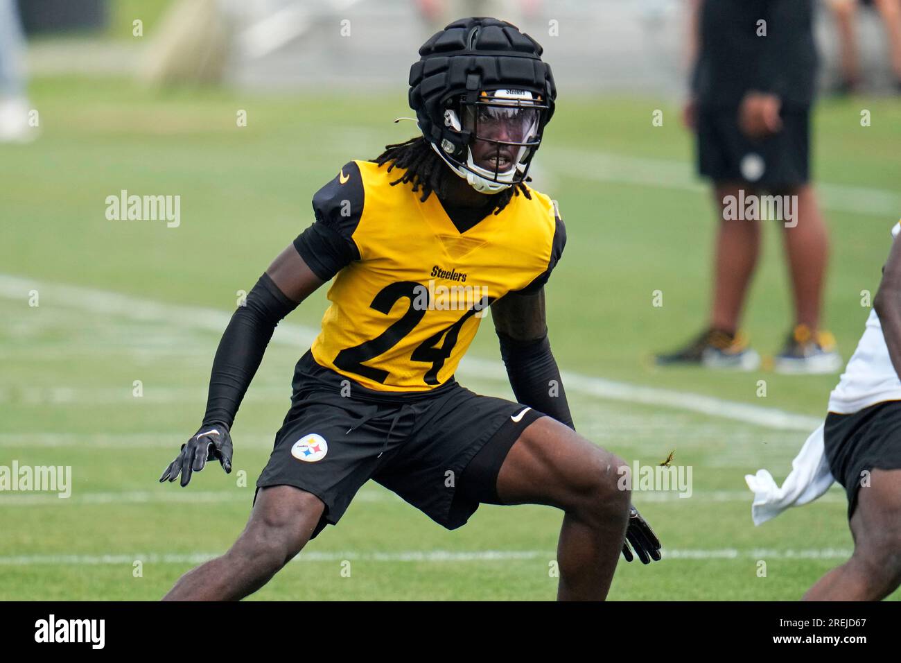 Pittsburgh Steelers cornerback Joey Porter Jr. participates in the NFL