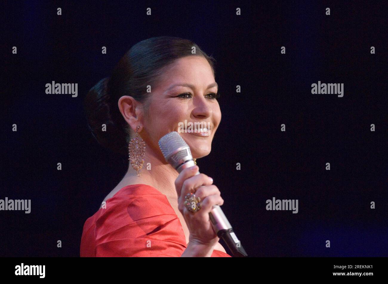 Catherine Zeta Jones at the Welcome to Wales / Ryder Cup concert at the Millennium Stadium in Cardiff on 29th September 2010 which she helped to host. Stock Photo