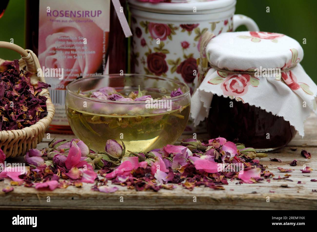 Product Overview For Roses Various rose hi-res stock photography and images - Alamy