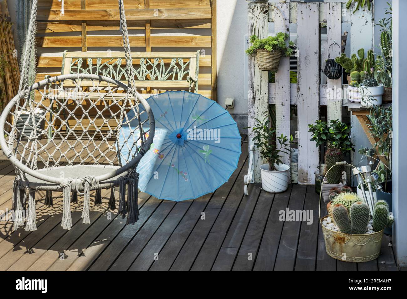 Image showcasing Unlock Secrets to Stylish Industrial Chic Apartments