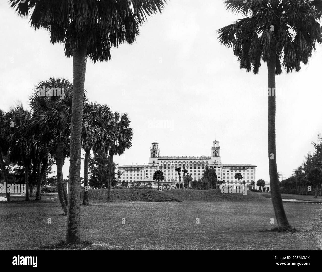 Breakers hotel Black and White Stock Photos & Images Alamy