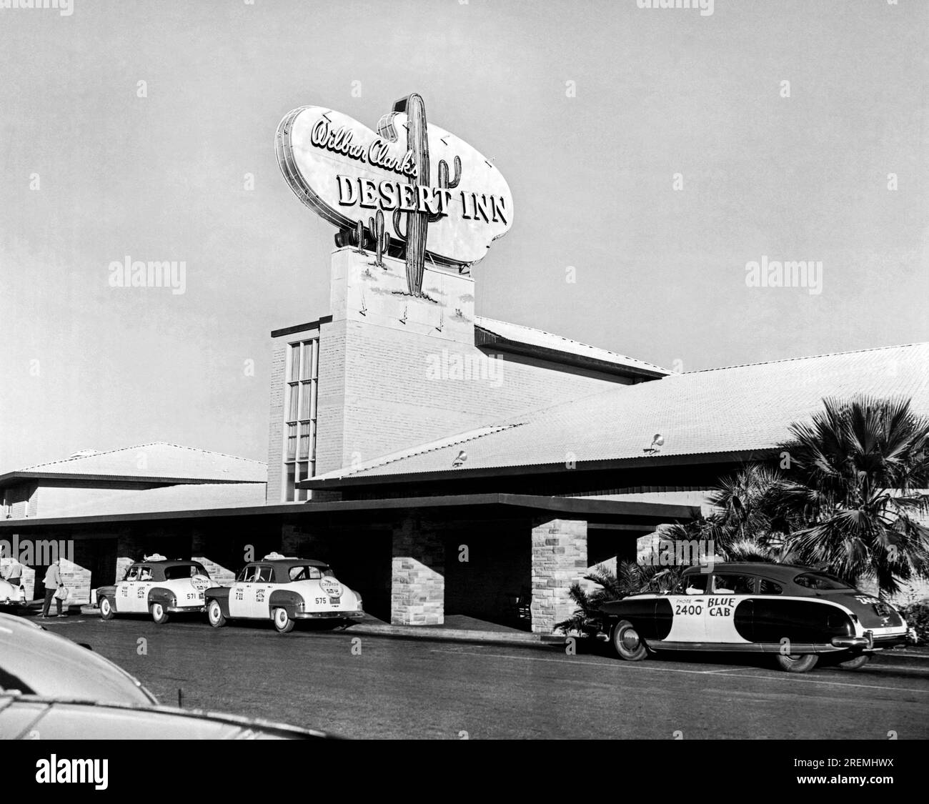 Hotel clarks inn Black and White Stock Photos & Images - Alamy